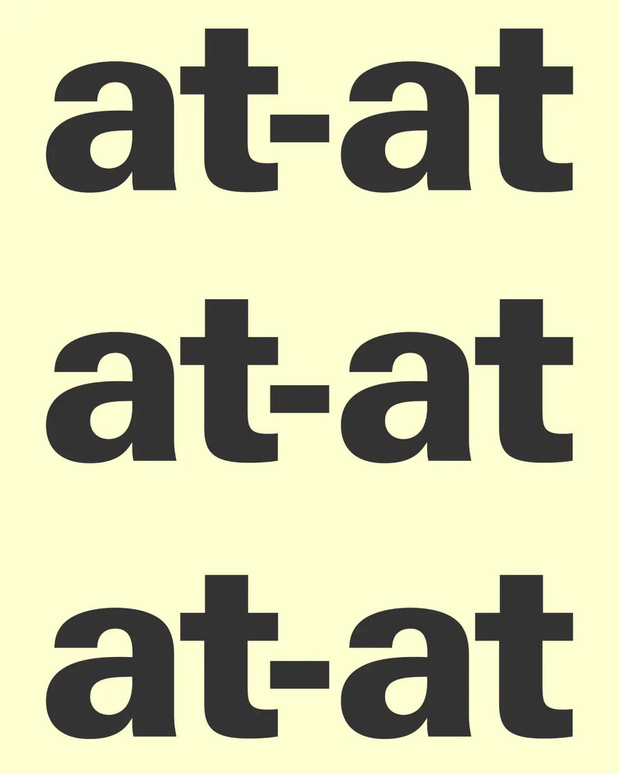 at-at — wordmark noir répété trois fois sur fond jaune pâle